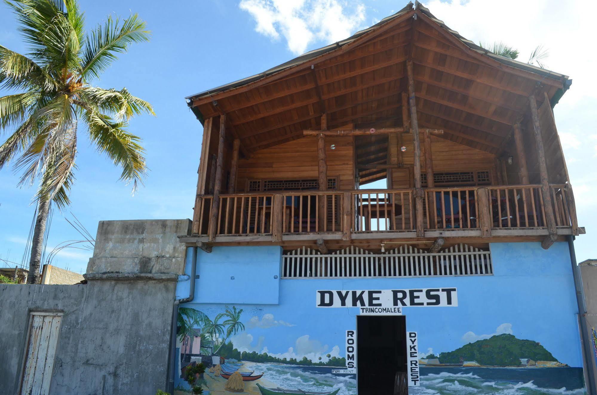 Dyke Rest Hotel ตรินโคมาลี ภายนอก รูปภาพ