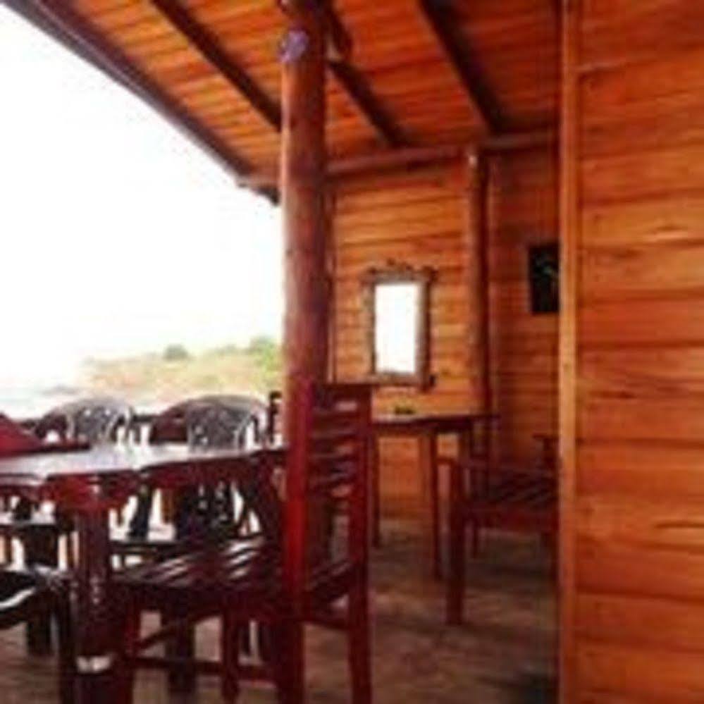 Dyke Rest Hotel ตรินโคมาลี ภายนอก รูปภาพ